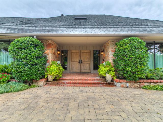 4817 Oakdale Farm Road, Edmond, OK 73013