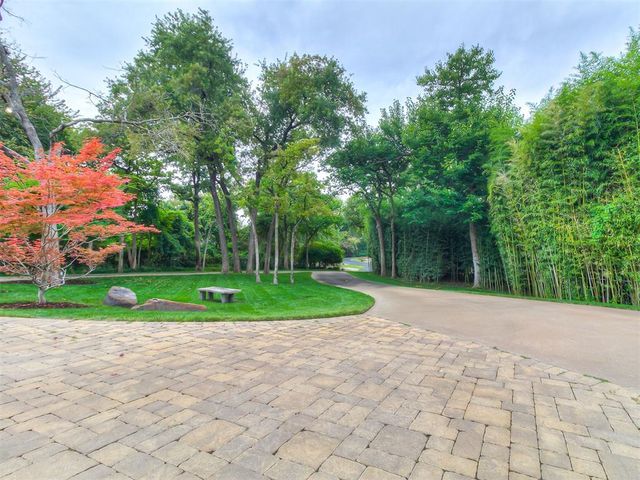 4817 Oakdale Farm Road, Edmond, OK 73013