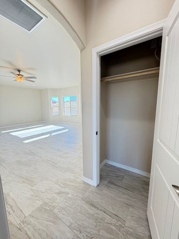 9691 N Atossa Road, Kingman, AZ 86401