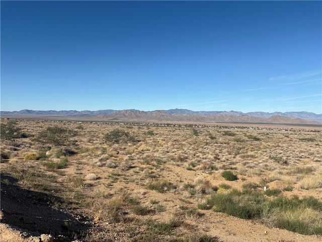 9691 N Atossa Road, Kingman, AZ 86401