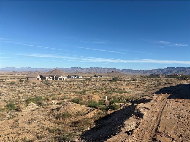 9691 N Atossa Road, Kingman, AZ 86401