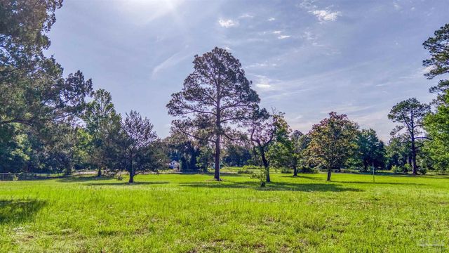0000 Morrison Rd, Bagdad, FL 32583