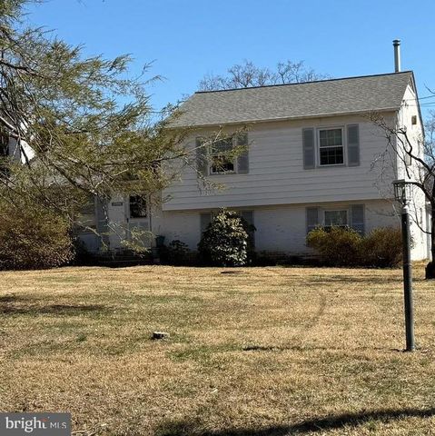 20909 BROOKE KNOLLS RD, Gaithersburg, MD 20882