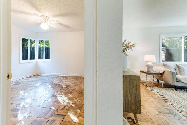 2620 Middlefield Road, Palo Alto, CA 94306