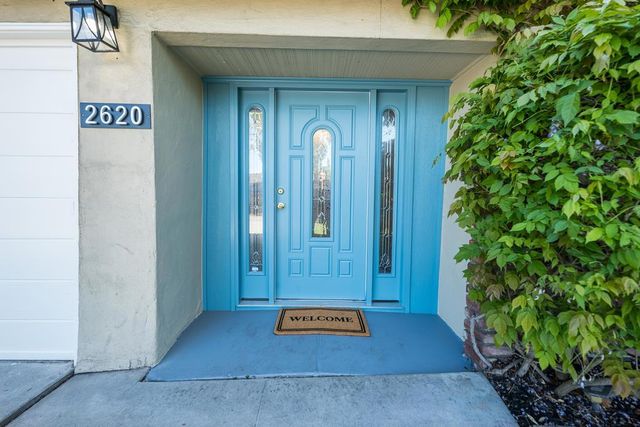 2620 Middlefield Road, Palo Alto, CA 94306