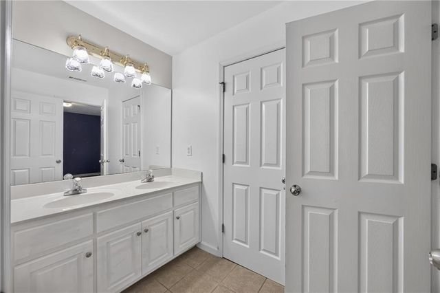 3898 Heritage Oaks Drive SW, Powder Springs, GA 30127