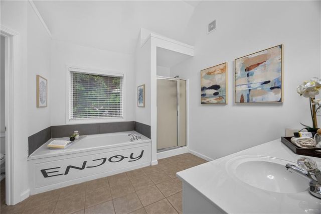 3898 Heritage Oaks Drive SW, Powder Springs, GA 30127