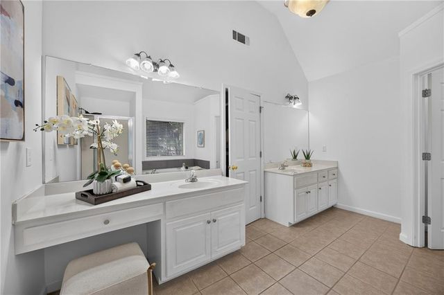 3898 Heritage Oaks Drive SW, Powder Springs, GA 30127