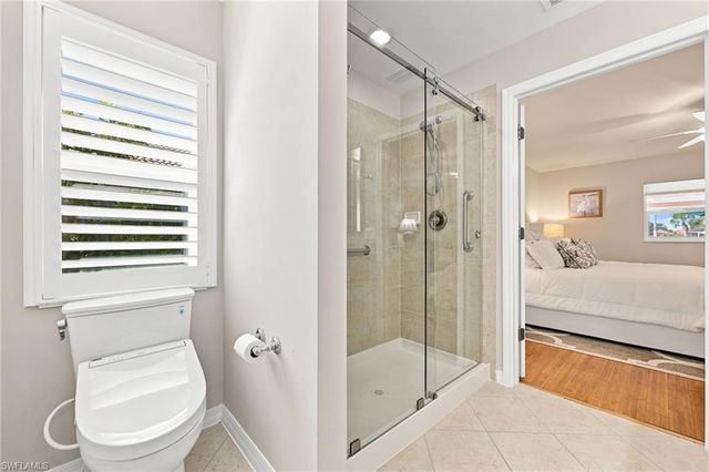 8732 Querce CT, Naples, FL 34114