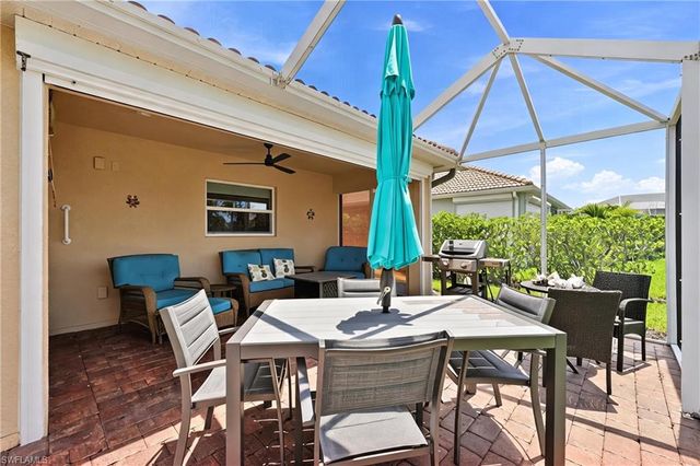 8732 Querce CT, Naples, FL 34114