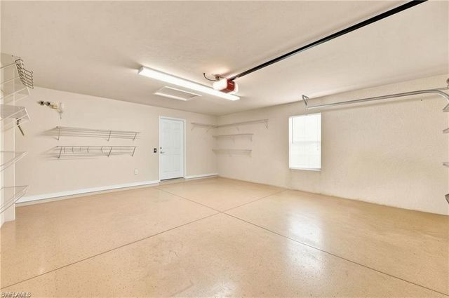 8732 Querce CT, Naples, FL 34114