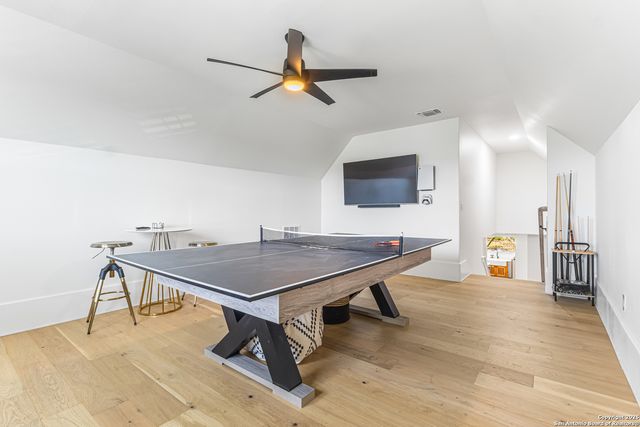 211 Spacious Sky, San Antonio, TX 78260