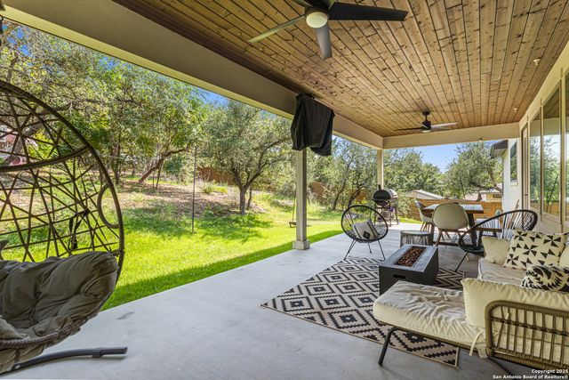 211 Spacious Sky, San Antonio, TX 78260