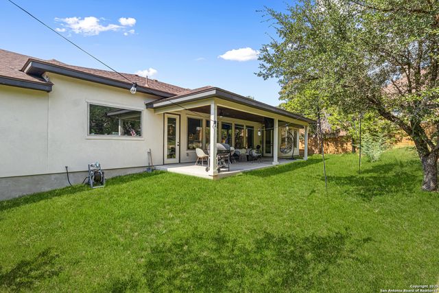 211 Spacious Sky, San Antonio, TX 78260