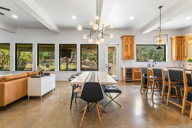 211 Spacious Sky, San Antonio, TX 78260