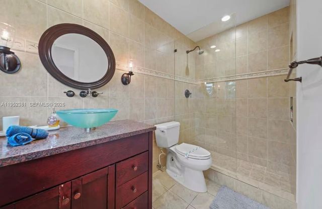 2424 NE 9th St 307, Fort Lauderdale, FL 33304