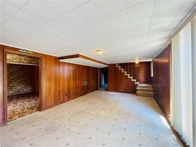 201 Broadview Avenue, Lexington, NC 27295