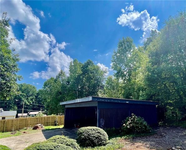201 Broadview Avenue, Lexington, NC 27295