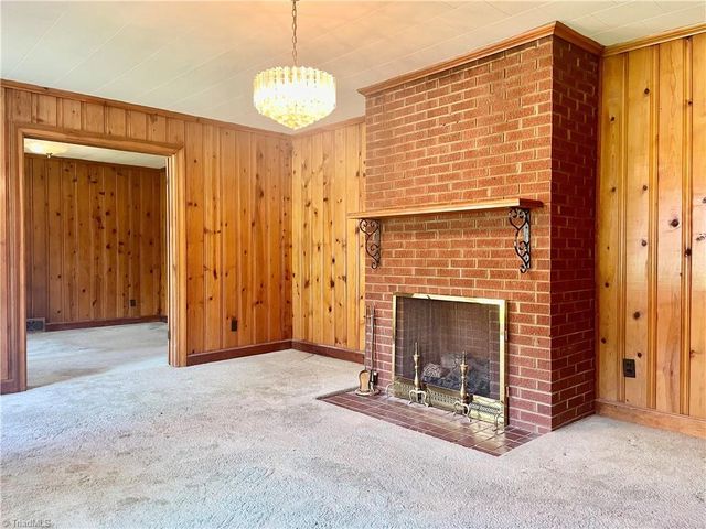 201 Broadview Avenue, Lexington, NC 27295