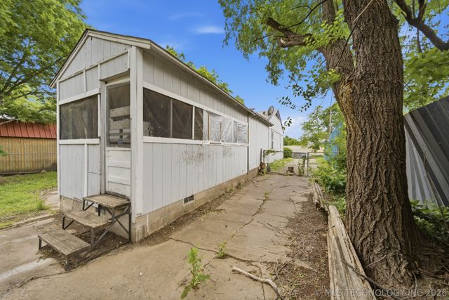 1431 St Louis Avenue, Tulsa, OK 74106