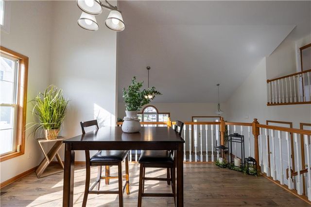 4608 Heatherwood Court, St Joseph, MO 64506