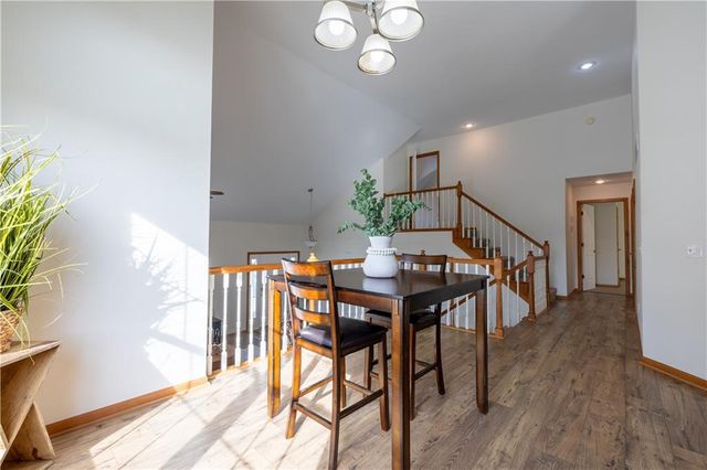 4608 Heatherwood Court, St Joseph, MO 64506