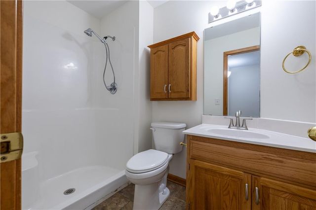 4608 Heatherwood Court, St Joseph, MO 64506