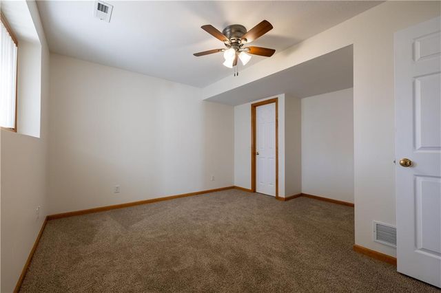 4608 Heatherwood Court, St Joseph, MO 64506