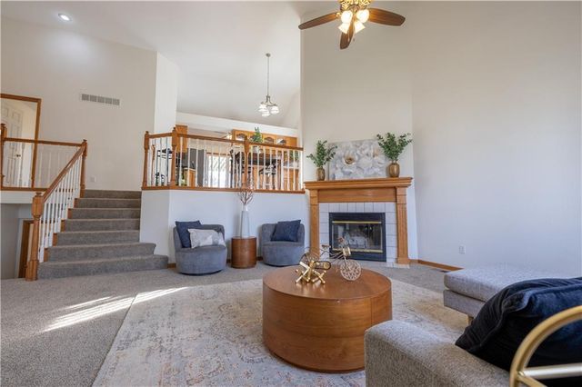 4608 Heatherwood Court, St Joseph, MO 64506