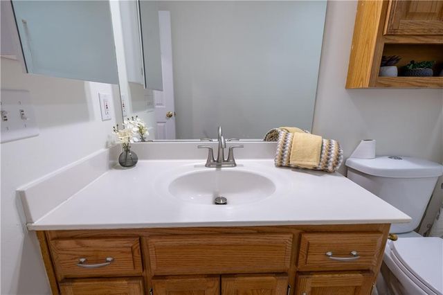 4608 Heatherwood Court, St Joseph, MO 64506