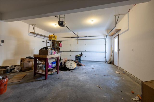 4608 Heatherwood Court, St Joseph, MO 64506