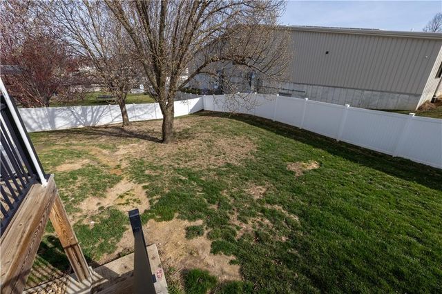 4608 Heatherwood Court, St Joseph, MO 64506