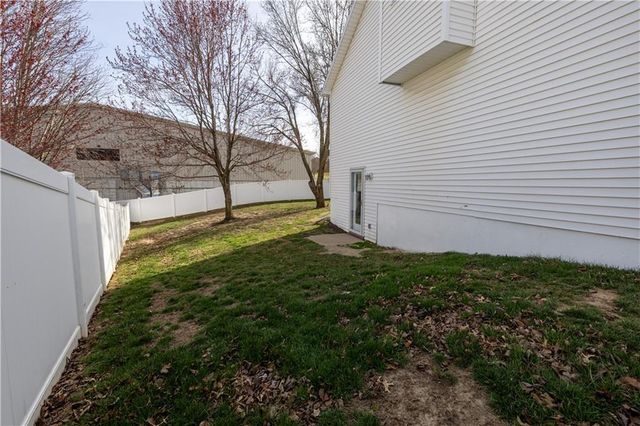 4608 Heatherwood Court, St Joseph, MO 64506