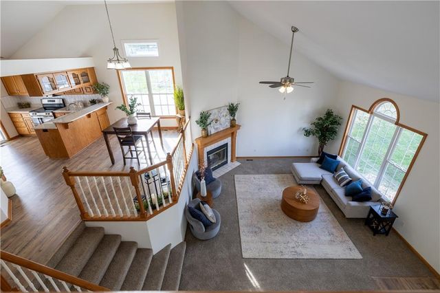 4608 Heatherwood Court, St Joseph, MO 64506