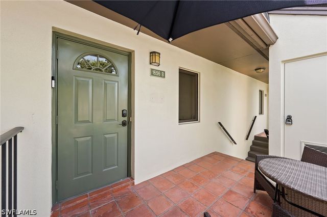 1656 Spoonbill LN B, Naples, FL 34105