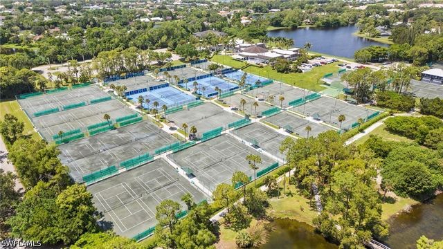 1656 Spoonbill LN B, Naples, FL 34105