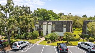1656 Spoonbill LN B, Naples, FL 34105