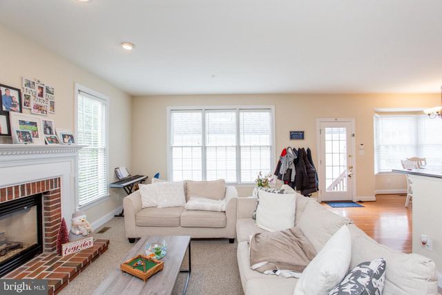 214 CAMBRIDGE PL, Chalfont, PA 18914