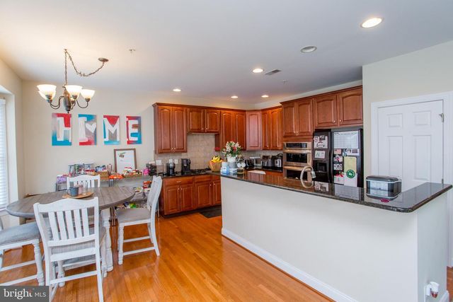 214 CAMBRIDGE PL, Chalfont, PA 18914