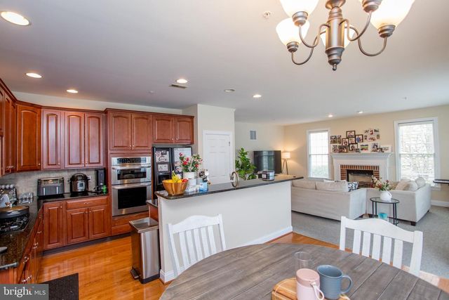 214 CAMBRIDGE PL, Chalfont, PA 18914