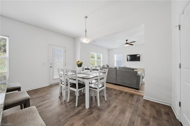 1447 Seawatch Drive, Winston-salem, NC 27127