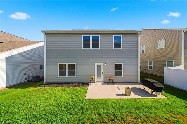 1447 Seawatch Drive, Winston-salem, NC 27127