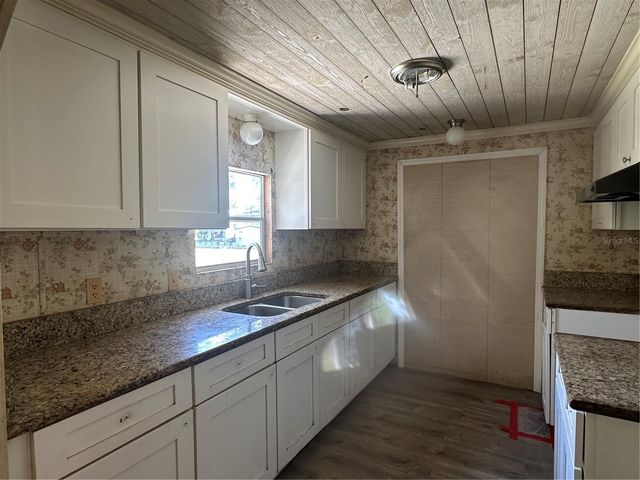 17031 BAY AVENUE, Montverde, FL 34756