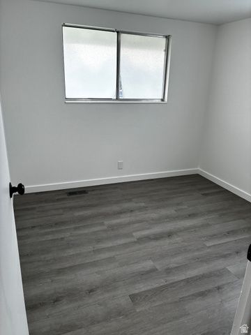 8629 S VAQUERO DR, Sandy, UT 84094
