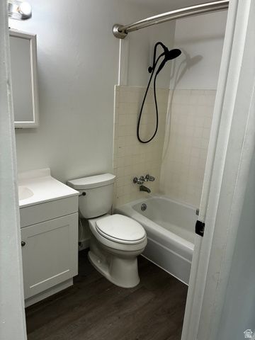 8629 S VAQUERO DR, Sandy, UT 84094