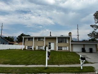 8629 S VAQUERO DR, Sandy, UT 84094