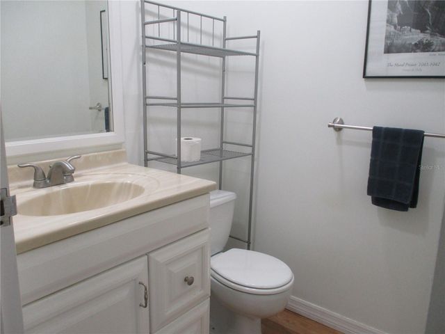 101 CAMBRIDGE TRAIL 211, Sun City Center, FL 33573