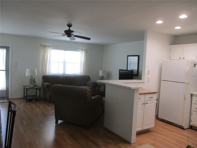 101 CAMBRIDGE TRAIL 211, Sun City Center, FL 33573