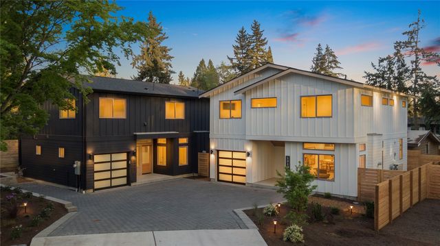 10183 NE 112th Place, Kirkland, WA 98033