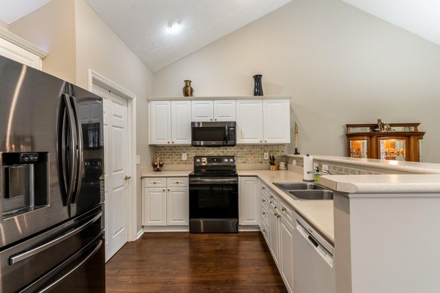 9104 Timberbrook Lane, D, Florence, KY 41042